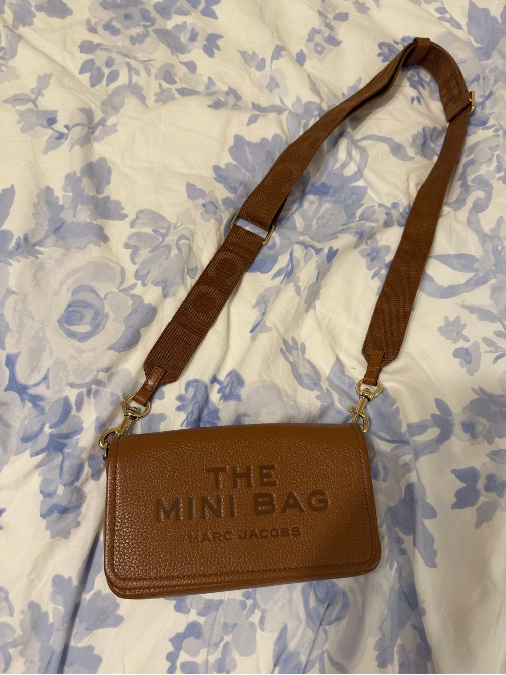 Marc Jacobs The Mini Bag in Argan Oil